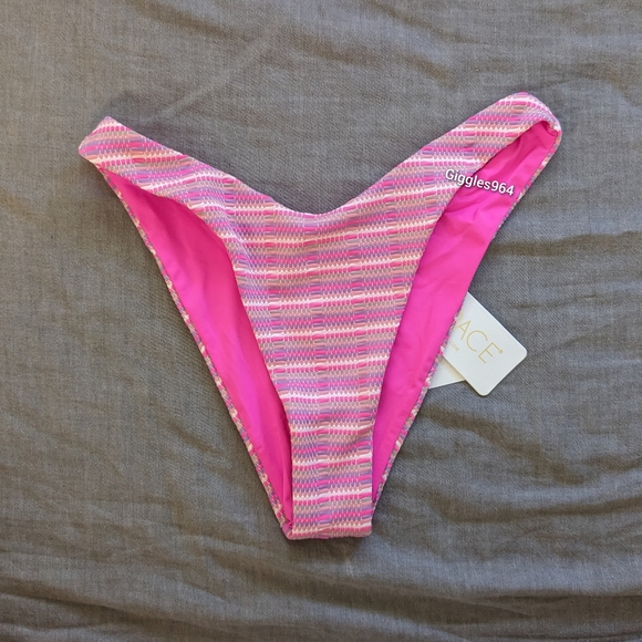 L*Space Camellia Cabana Bikini Set Electric Pique - Picture 6 of 8